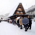 てんぼうだいのカフェ - シャトルバス乗り場（100名以上の行列）