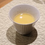 鮨ト酒肴 富かわ - 白魚とゴルゴンゾーラの茶碗蒸し