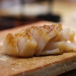 鮨ト酒肴 富かわ - ［握り］煮ほたて