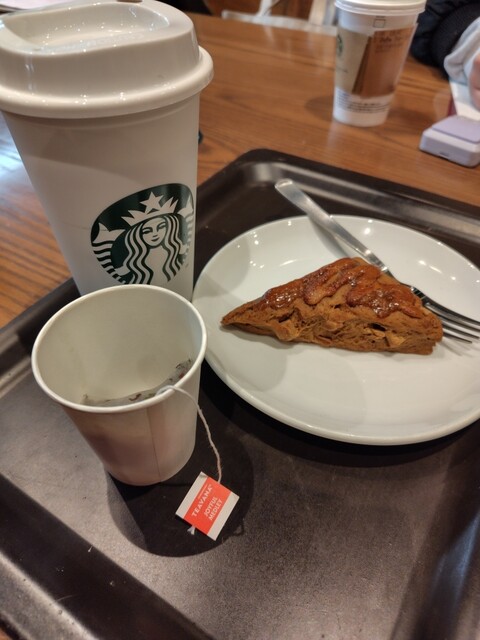 Starbucks Coffee Seibu Takadanobaba Eki Ten photo 5