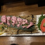 うしごや - 牛刺し