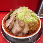 ラーメン タロー 五反田の陣 - 小ラーメン豚入り1,100円（野菜マシ、削り節）