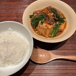 廣澤 - 麻婆豆腐とライス