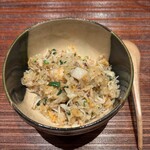 廣澤 - 松葉蟹と車海老と伊勢海老と帆立貝柱の海鮮炒飯 揚げエシャレット乗せ