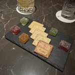 大阪ステーションホテル　メイン バー - ボルディエバターサブレとパートドフリュイ