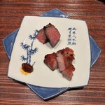 廣澤 - 高知 四万十ポーク 窯焼焼豚と神戸 但馬牛 サーロイン 窯焼焼牛 辛味噌を添えて