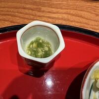 炭焼 うな富士 有楽町店 - わさび山椒、味変の薬味としては重宝する