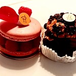 ピエール・エルメ・パリ 渋谷ヒカリエ ShinQs店 - 