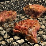 肉焼 ハラミ タン テール 兼条 - 