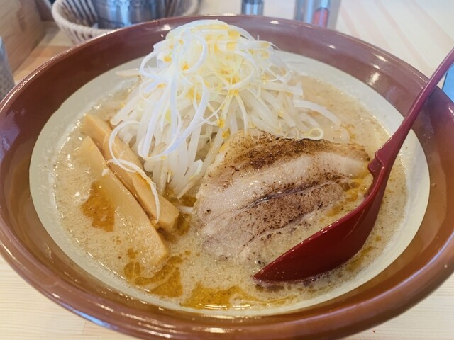 丸美商店 - 十文字（ラーメン）の写真