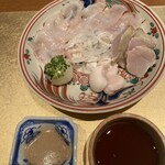 白金台こばやし - てっさ　切り方で食感が変わる