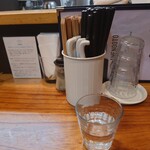 ユナイテッド ヌードル アメノオト - カウンター席