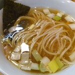 ユナイテッド ヌードル アメノオト - つけ汁に投入