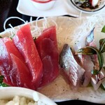 海花 - マグロも美味しいけど鯵がバツグン