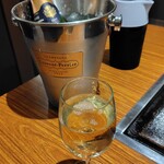 鉄板居酒屋いってつ - 「ベルトゥーレ　ブリュット」（2,500円）