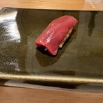 豊鮨 - 赤身マグロ