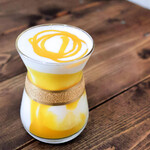 Tikka Naan&Curry&Kebab - マンゴーラッシー