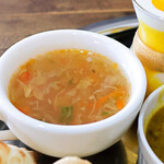 Tikka Naan&Curry&Kebab - スープ