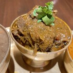 Asian kitchen cafe 百福 - 骨付きマトンカレー
