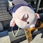 ラーメン猪太 - 豚さんが出迎えてくれます