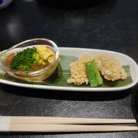 泳ぎとらふぐ活蟹料理 あじ平 曽根崎 - 先付