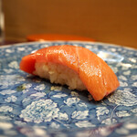 うを徳 - 中トロ（握り）