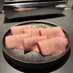 くく はなれ - 芝浦ホルモン タン元