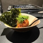 くく はなれ - トロたくユッケ