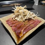 くく はなれ - 神戸牛 ツラミ