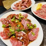 焼肉ホルモン処じゅうとく - 