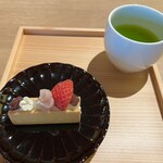 Hotel宇多野京都別墅 - ウェルカムドリンクとスィーツ