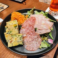 パージナ イタリアン ファイアワークス プラス カフェ ～薪焼きイタリアンとワイン～ - 