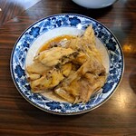 季節一品料理 藤原 - 鯛のあら煮、この日は鯛、甘辛い出汁がうまい。熱燗で一献