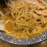 中華そば 笑歩 - コシのある中太麺