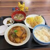 同福 - 料理写真:牛肉じゃが　1,380円→1,200円(税込)  ※日替わりが、値引きってのが、大陸系らしい