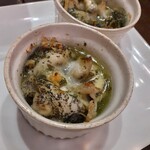 トラットリア 成城 - ツブ貝の香草バター焼き