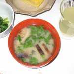 亀の井別荘 - 味噌汁とおひたし