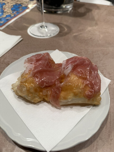 La cucina italiana Fossetta （​ラ クチーナ イタリアーナ