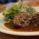 レストラン・喫茶 おもかげ - ハンバーグ断面