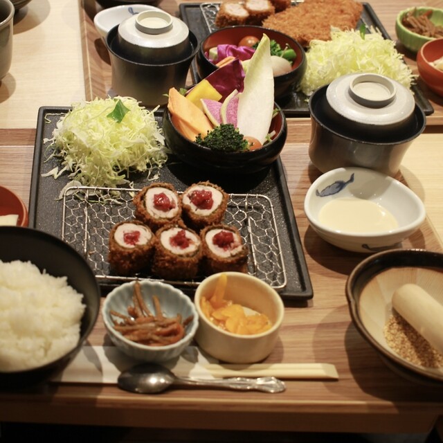 Tonkatsu Tadumura Daimaru Sapporo Ten photo 2