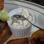 マンチズ バーガー シャック - サワークリーム