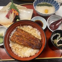 鰻割烹 伊豆栄 本店 - 