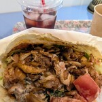 Anne’s Kebab - 香ばしいチキンケバブがたっぷり