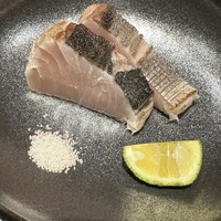 鮨 森学 - 鰆の藁焼き