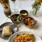 レストラン アルティザン（restaurant Artisan） - アミューズ3品（アルティザン定番キャロットラペ／キノコのマリネ／オムレツ）