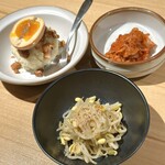 炭火焼肉 牛灯 - 