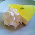 Badalone - レモンのレアチーズケーキ（季節限定）