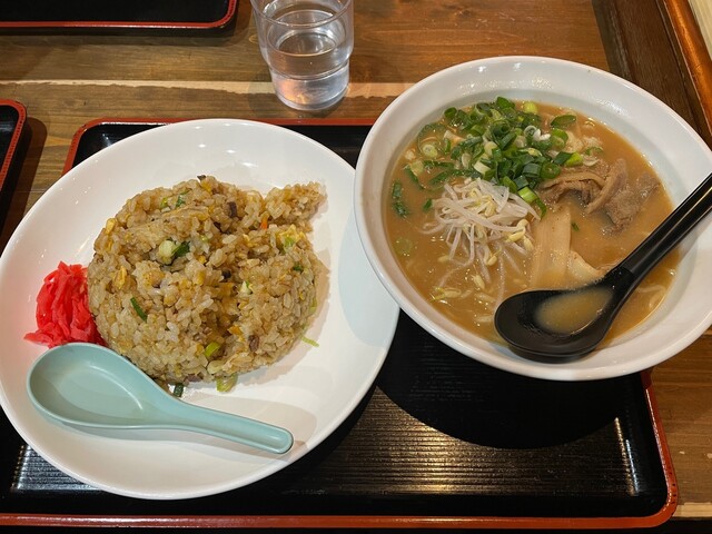 Tokushima Ramen Hiroya photo 2