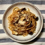 紀ノ国屋 - どんことでかしめじ。森の恵みのスパゲティ。トマト味で。