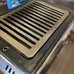 焼肉ホルモン焼き ジャンジャン - 昭和焼き肉の定番、ロースター^_^